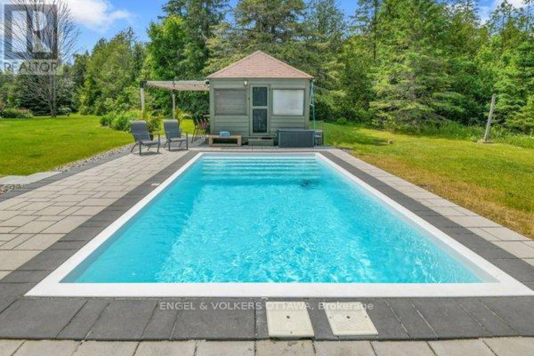 29037434/102-delaney-drive/huntley-ward-south-west/ottawa/ontario/K0A1L0_41