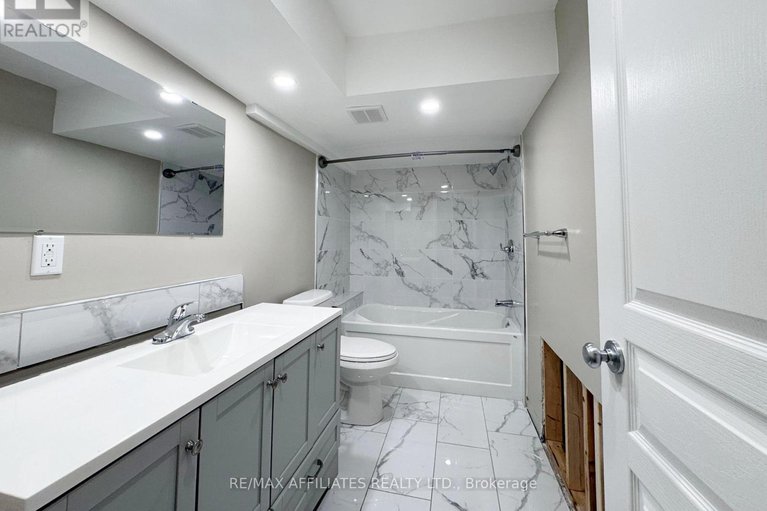 29142673/232-cooks-mill-crescent/riverside-south/ottawa/ontario/K1V2N1_26