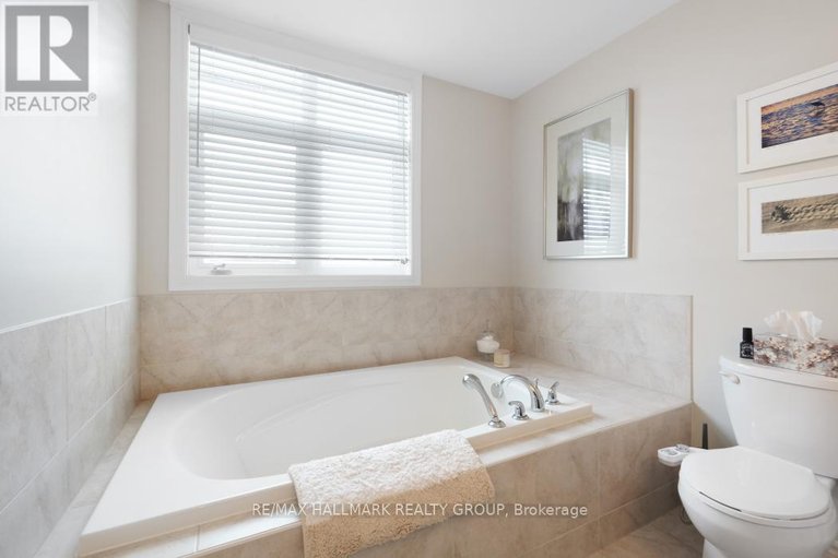 29573887/125-watchhorn-grove/riverside-south/ottawa/ontario/K1V2N3_26