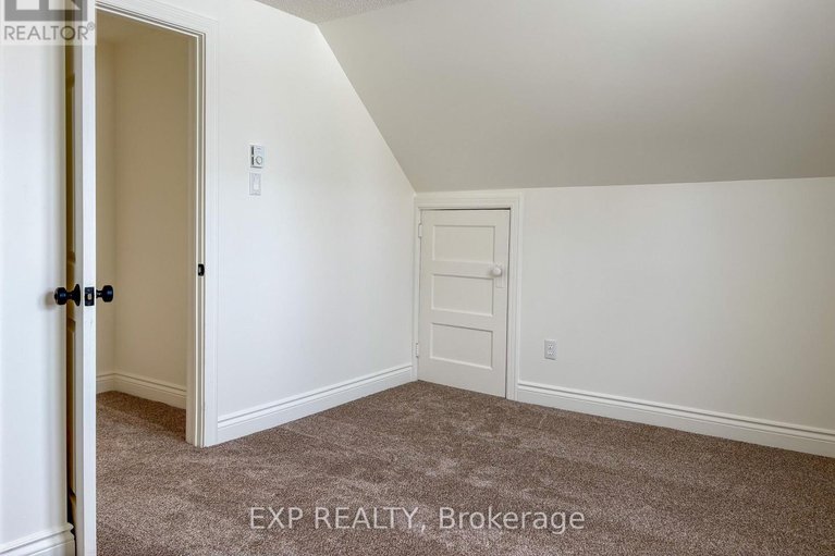 29429568/349-raglan-street-n/renfrew/renfrew/ontario/K7V1P2_19