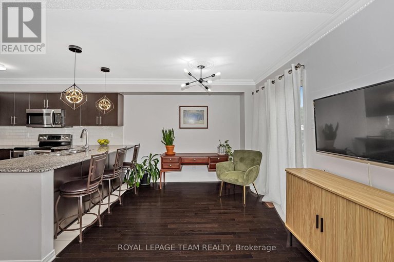 28967262/430-haresfield-court/riverside-southgloucester-glen/ottawa/ontario/K4M0B6_10