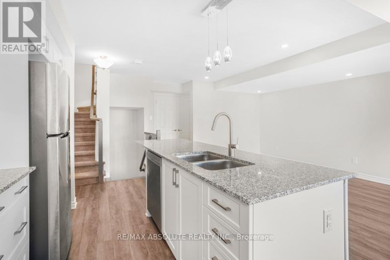 28606243/621-makwa/cfb-rockcliffe-and-area/ottawa/ontario/K1K5A4_12