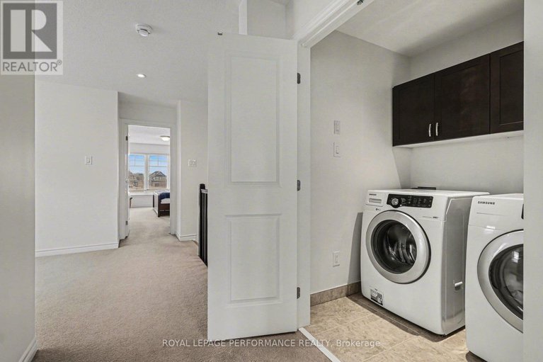 29430720/810-white-alder-avenue/blossom-parkkemp-parkfindlay-creek/ottawa/ontario/K1T0G2_24