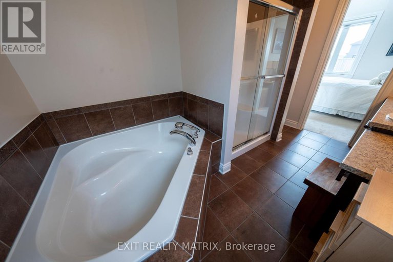 28901434/161-opale-street/town-of-rockland/clarence-rockland/ontario/K4K0G3_25