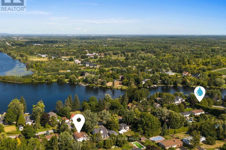 28834726/1095-boucher-crescent/manotick-south-to-roger-stevens/ottawa/ontario/K4M1B3_49
