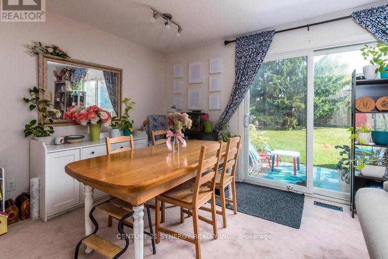 29276976/94-bujold-court/katimavik/ottawa/ontario/K2L3N7_8