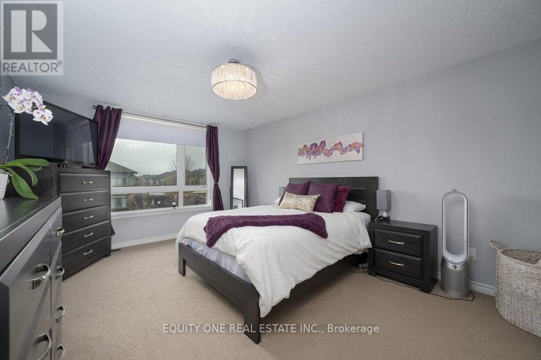 28285530/236-southbridge-street/riverside-southgloucester-glen/ottawa/ontario/K4M0C5_16