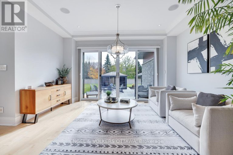 29037688/1296-bankfield-road/manotick-village-manotick-estates/ottawa/ontario/K4M1C4_14