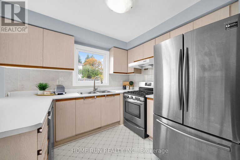 29130593/2-ipswich-terrace/morgans-grantsouth-march/ottawa/ontario/K2K2R5_23