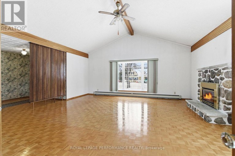 29233038/166-mccormick-road/alexandria/north-glengarry/ontario/K0C1A0_6