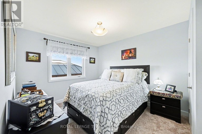 29633670/442-arora-crescent/winchester/north-dundas/ontario/K0C2K0_13