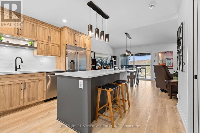 29613136/710-360-montee-outaouais-street/town-of-rockland/clarence-rockland/ontario/K4K0N3_5