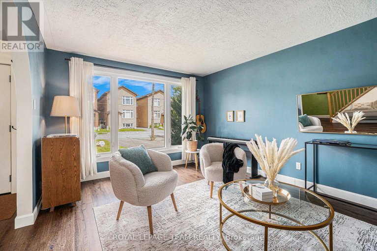 28648359/1352-maxime-street/pineview/ottawa/ontario/K1B3L1_7