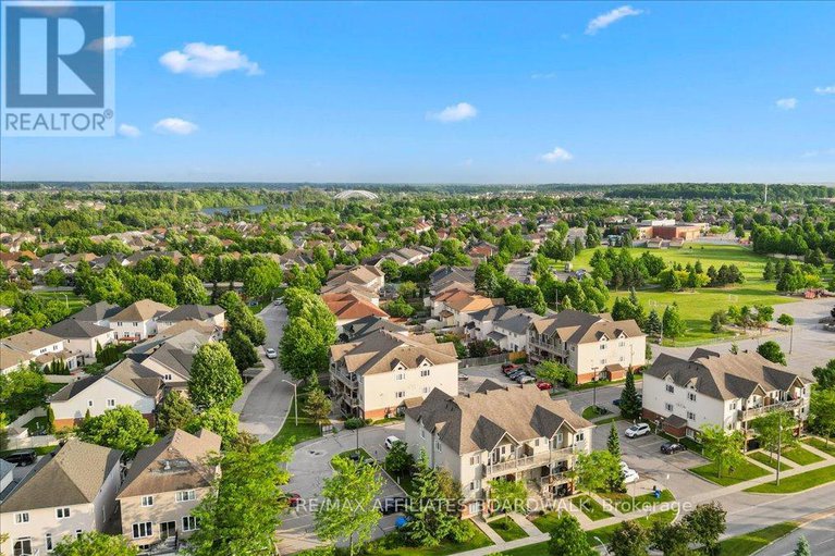 28353467/i-241-crestway-crescent-drive/barrhaven-east/ottawa/ontario/K2G0A9_27