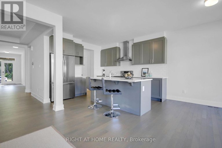 28506201/831-derreen-avenue/stittsville-north/ottawa/ontario/K2S3A7_8
