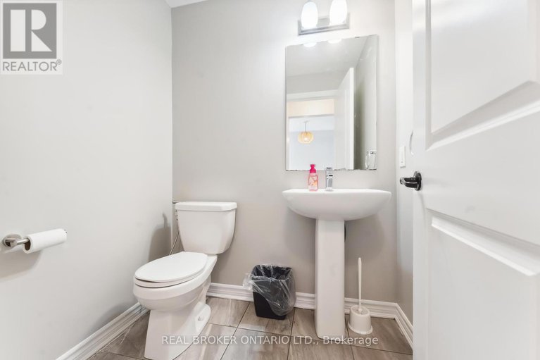 28466589/391-rouncey-road/emerald-meadowstrailwest/ottawa/ontario/K2V0K4_13