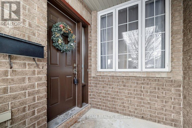 29392302/1493-demeter-street/fallingbrookgardenway-south/ottawa/ontario/K4A5C6_2