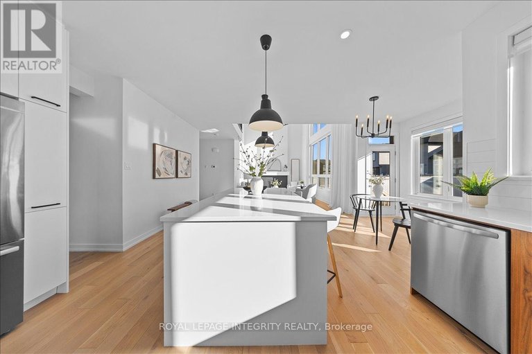 29650527/429-gidran-circle/emerald-meadowstrailwest/ottawa/ontario/K2V0P5_20