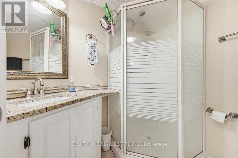 29571543/706-levac-drive/fallingbrookpineridge/ottawa/ontario/K4A2R1_30