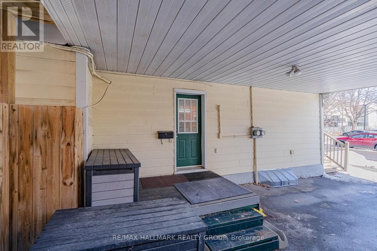 29634636/24-patro-street/lower-town/ottawa/ontario/K1N8B1_4