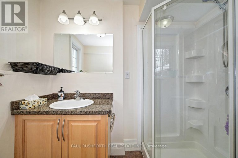 29438324/712-flat-rapids-road/mcnabbraeside-twps/mcnabbraeside/ontario/K7S3G8_32