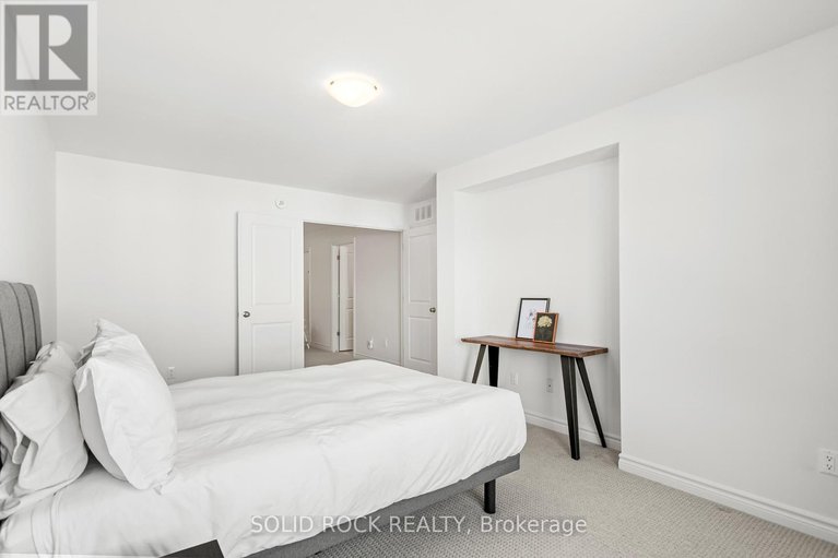 29673004/949-omagaki-way/blossom-parkkemp-parkfindlay-creek/ottawa/ontario/K1X0J3_32