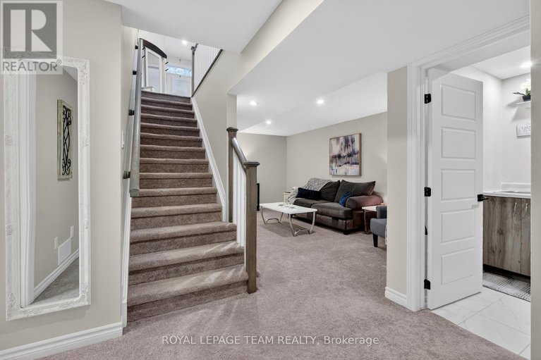29480858/98-kayenta-street/remainder-of-stittsville-area/ottawa/ontario/K2S2K9_37