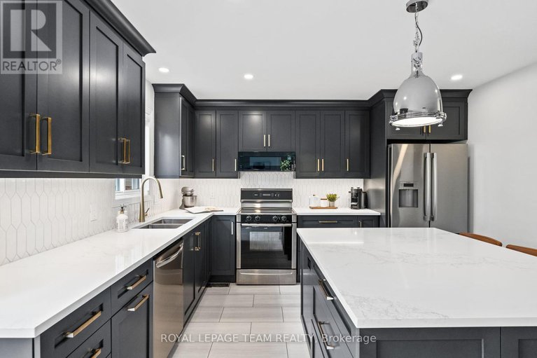 28493440/48-colchester-square/beaverbrook/ottawa/ontario/K2K2X4_11