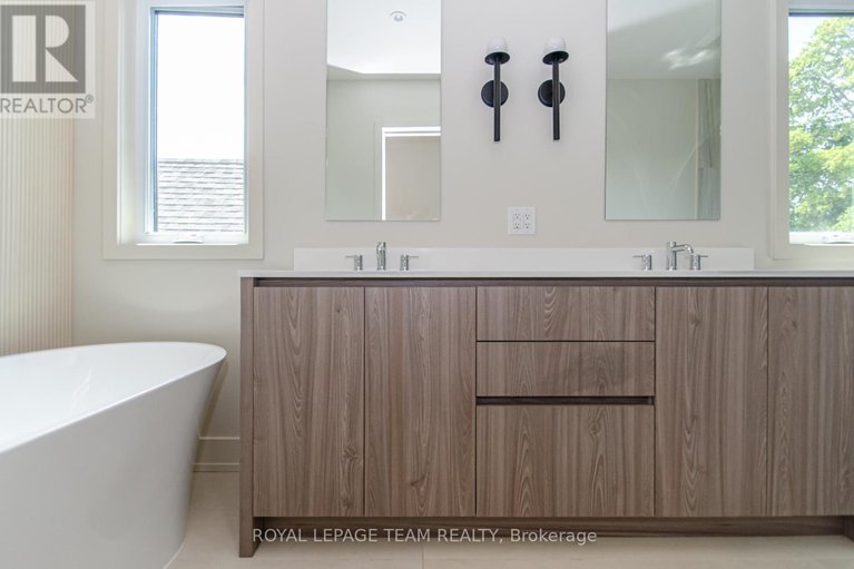 29127394/b-13-fifth-avenue/glebe/ottawa/ontario/K1S2M2_15