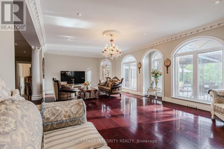 28879207/5884-earlscourt-crescent/manotick-east-to-manotick-station/ottawa/ontario/K4M1K2_15