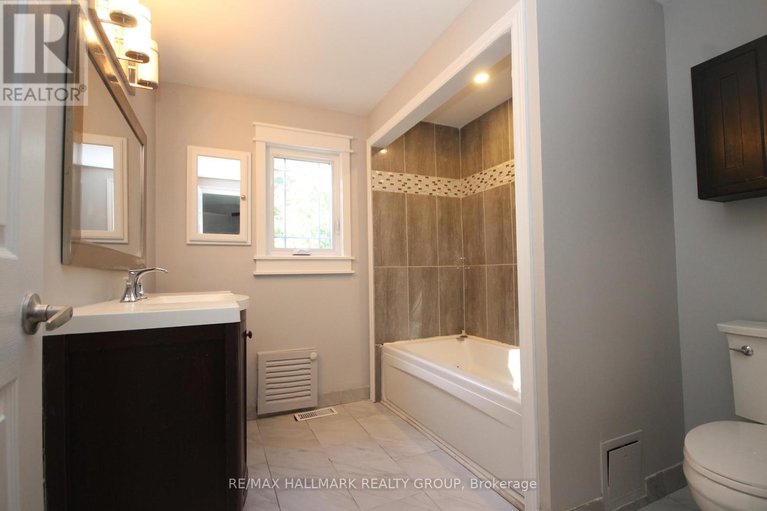 28422586/1844-river-road/manotick-east-to-manotick-station/ottawa/ontario/K4M1B4_19