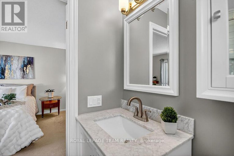 28990886/9-riding-way/bridlewood/ottawa/ontario/K2M1C3_26