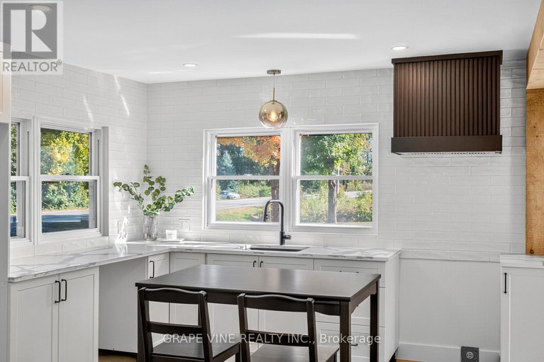 29214069/2680-river-road/north-grenville-twp-kemptville-south/north-grenville/ontario/K0G1J0_10