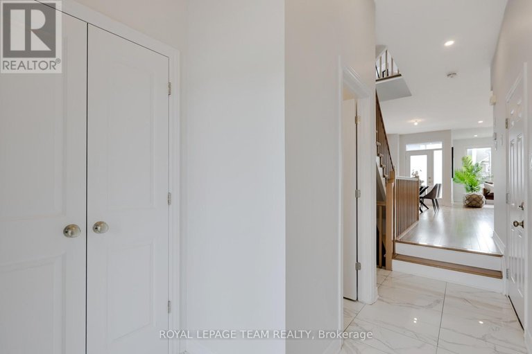 29464154/840-clapham-terrace/stittsville-south/ottawa/ontario/K2S2N8_4