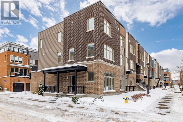 29270056/225-makadewa-private-w/cfb-rockcliffe-and-area/ottawa/ontario/K1K0P2_1