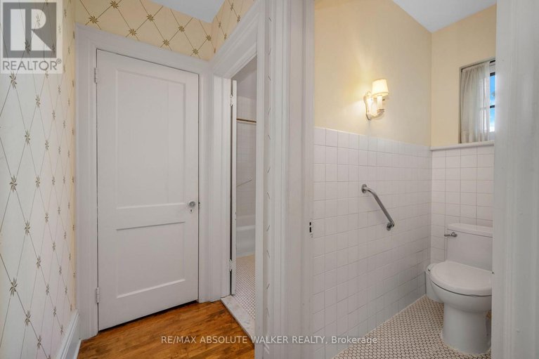 28422236/210-rideau-terrace/lindenlea/ottawa/ontario/K1M0Z2_22