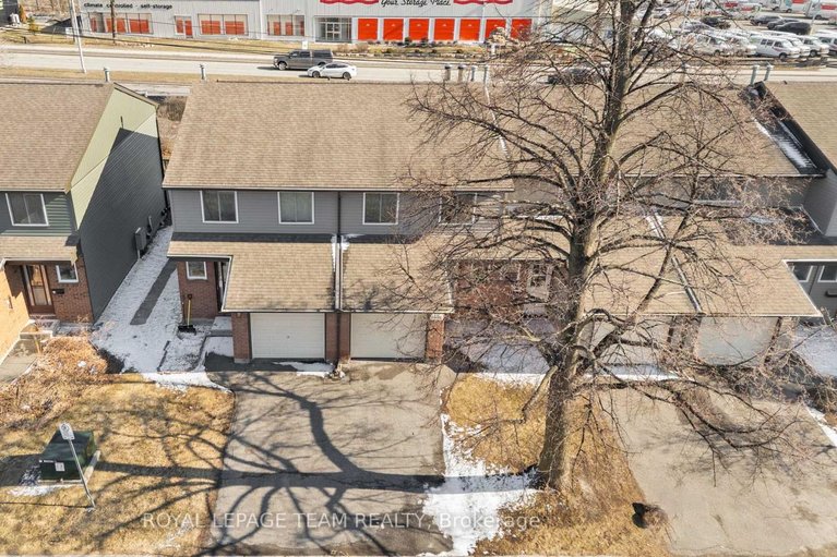 29585057/6356-mary-jane-crescent/chateauneuf/ottawa/ontario/K1C3C2_48