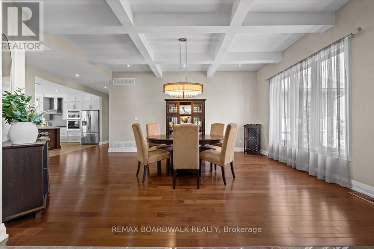 29292036/1610-linkland-court/cumberland-estates/ottawa/ontario/K4C0A5_5