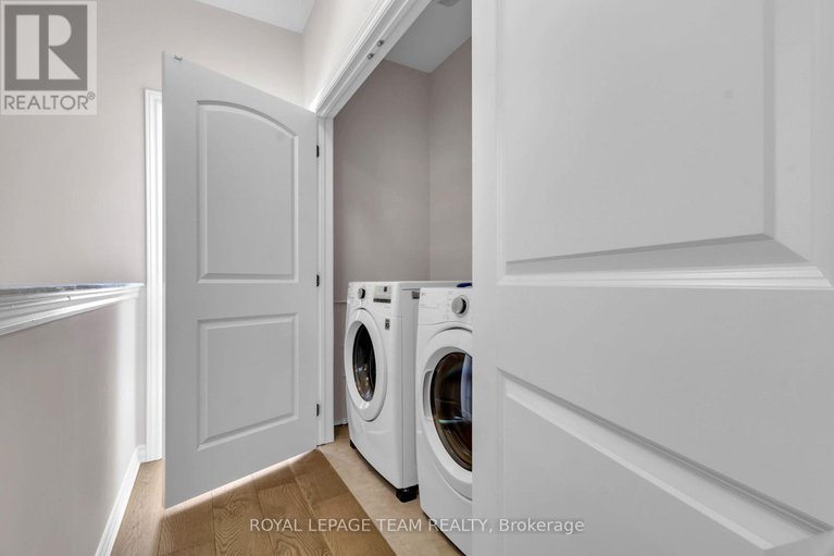 28395434/906-nokomis-place/half-moon-bay/ottawa/ontario/K2J6T2_26