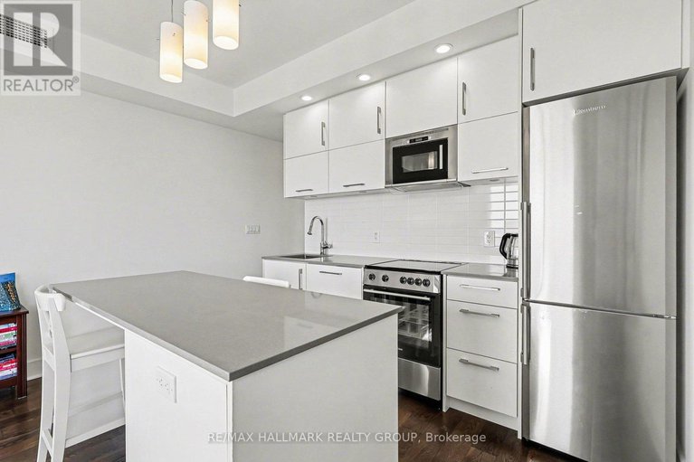 29305277/1412-255-bay-street-n/ottawa-centre/ottawa/ontario/K1R0C5_6