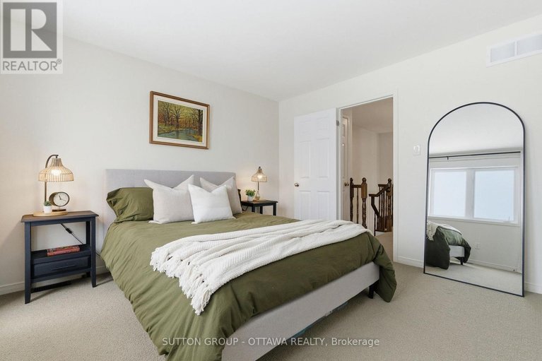 29328129/249-fir-lane/kemptville/north-grenville/ontario/K0G1J0_22