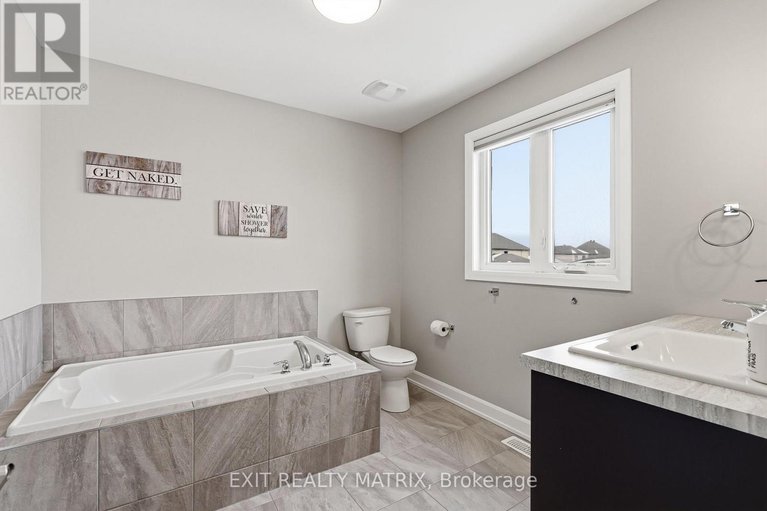 29394255/149-lyon-street/embrun/russell/ontario/K0A1W0_23