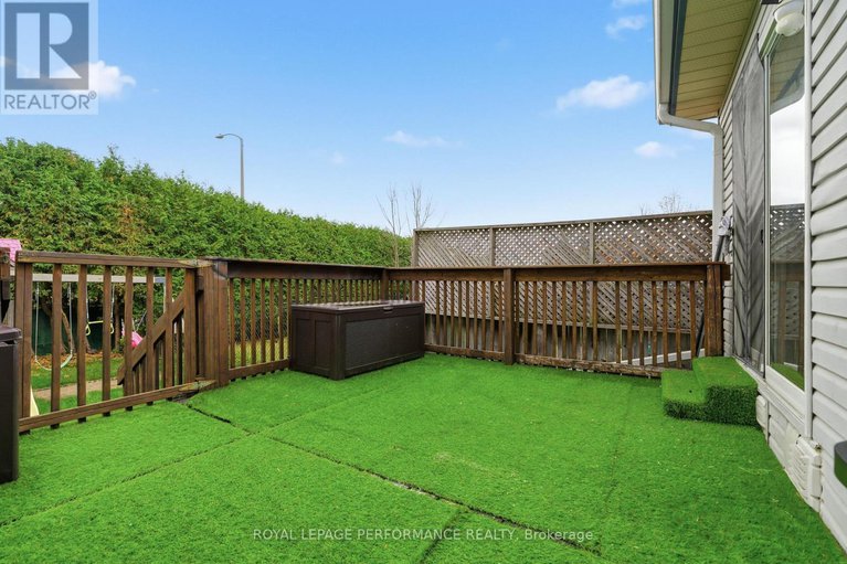 29061220/787-hancock-crescent/fallingbrookridgemount/ottawa/ontario/K4A3N1_27