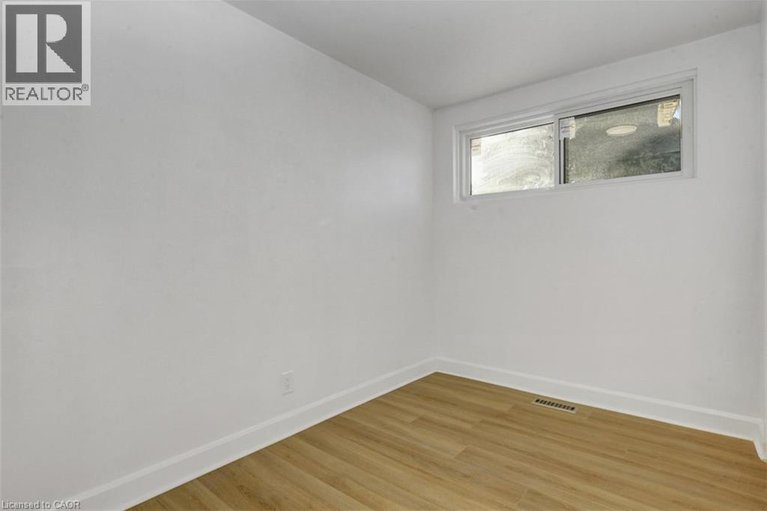 29413855/31-bellfield-street/ottawa/ontario/K2B6K7_29