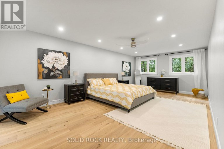 28762668/210-carleton-avenue/ottawa-westtunneys-pasture/ottawa/ontario/K1Y0J3_22