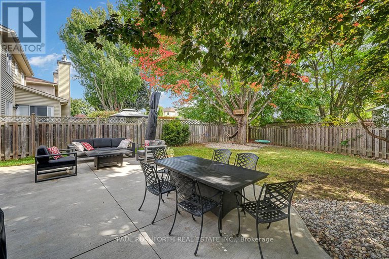 28886186/6118-silverbirch-street/orleans-village/ottawa/ontario/K1W1C4_29