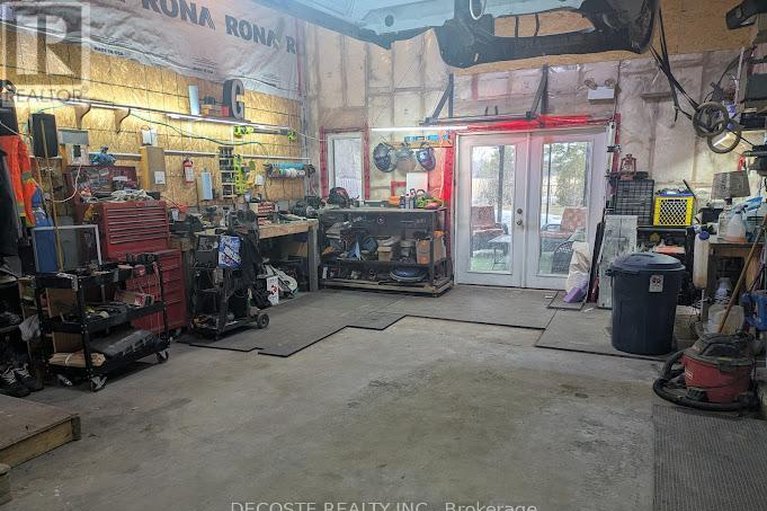 29595435/23-wood-street/lancaster/south-glengarry/ontario/K0C1N0_31