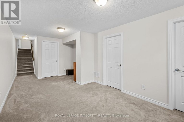 28613047/568-cope-drive/emerald-meadowstrailwest/ottawa/ontario/K2V0N8_31
