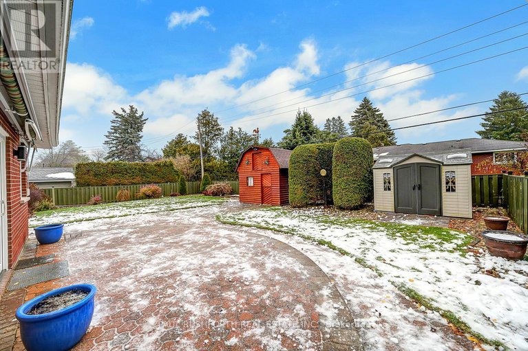 29134551/6-roundhay-drive/manordale/ottawa/ontario/K2G1B5_26