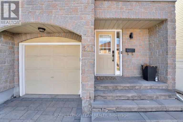 29665659/211-westvalley-private/brookfield-gardens/ottawa/ontario/K1V2B3_2